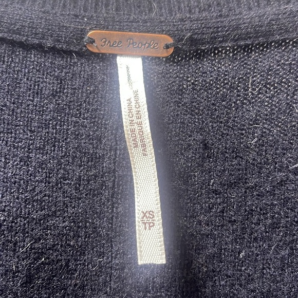 Freepeople Cashmere Sweater - Picture 2 of 5